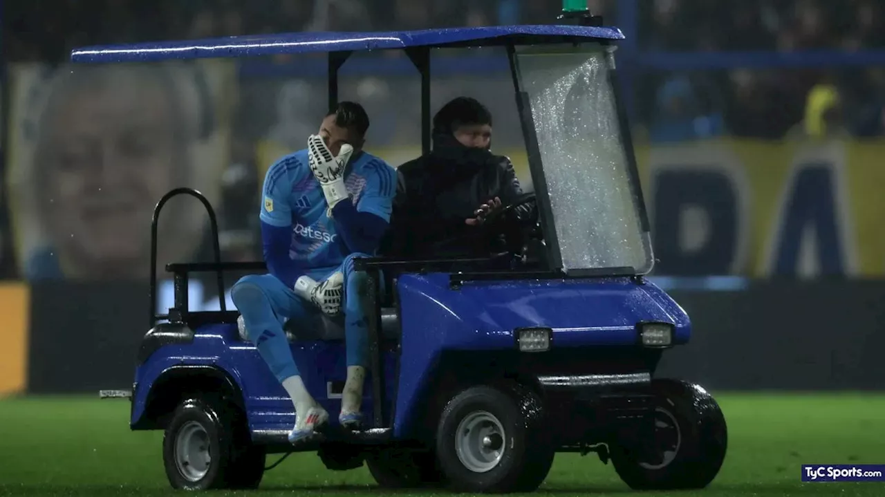 Boca, en alerta: Romero pidió el cambio por una lesión ante Rosario Central