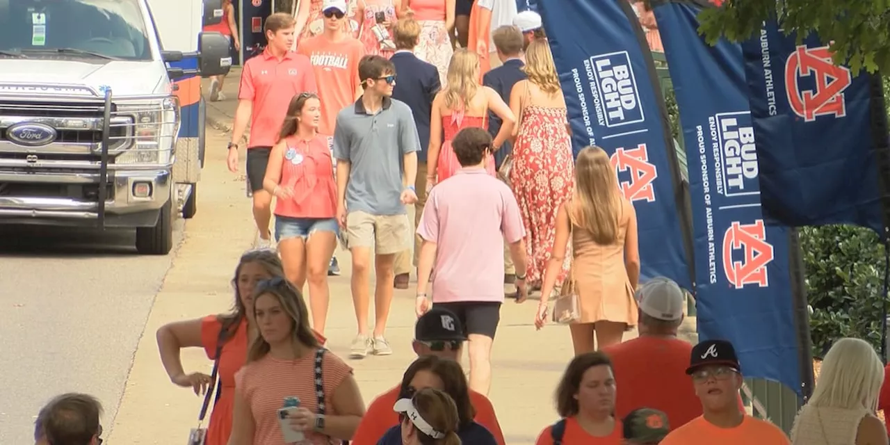 Auburn fans excited for year 2 of Hugh Freeze era