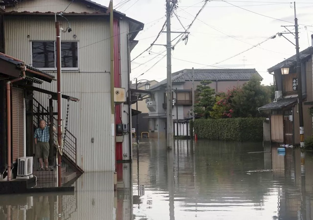 Shanshan, downgraded from typhoon, leaves 7 dead, damage in Japan