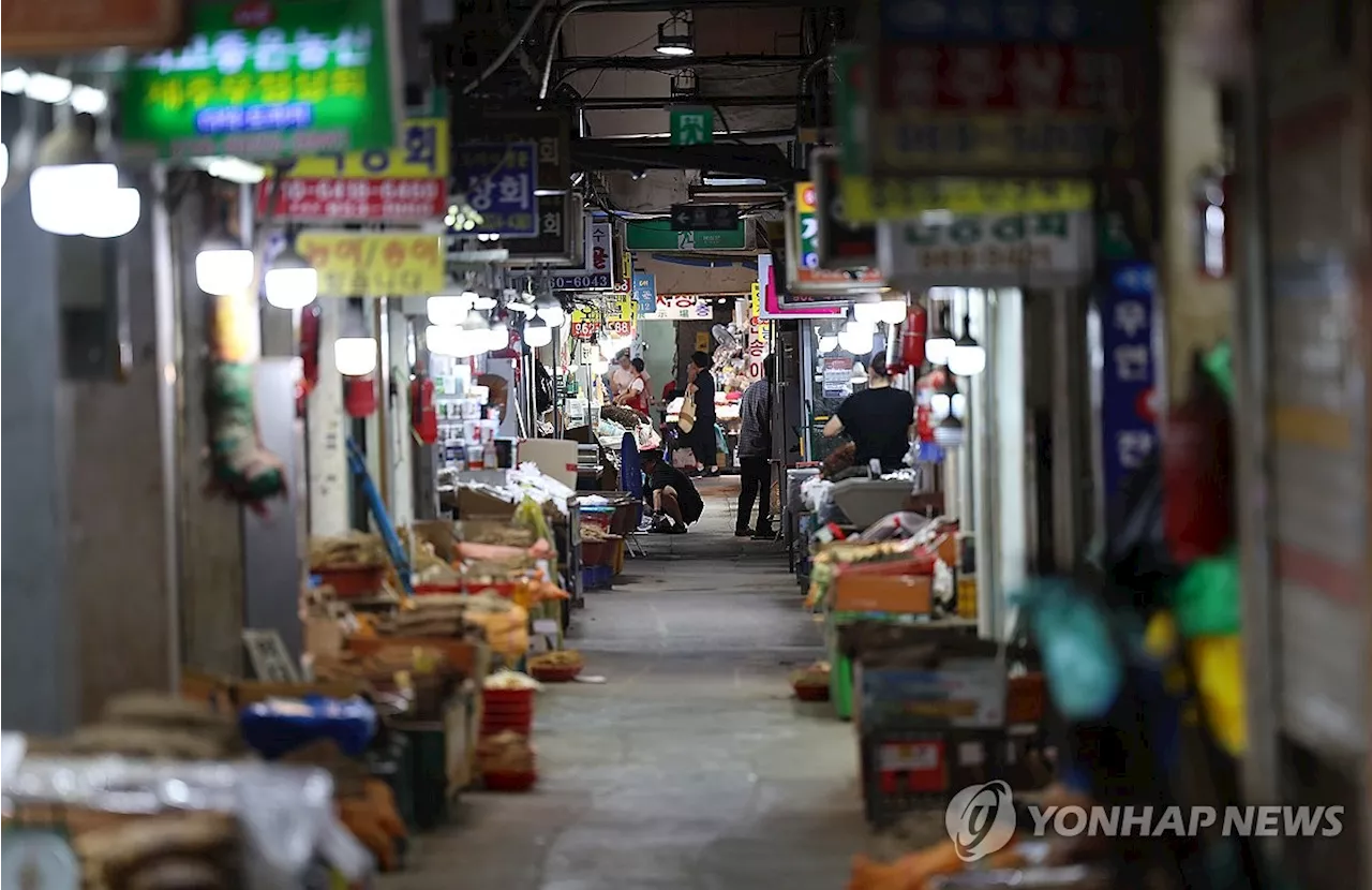 여윳돈 줄자 가계소비 '뚝'…내수 부진에 하강하는 경기