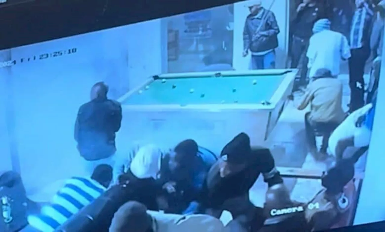 Video: Mpumalanga cops accused of assaulting tavern-goers