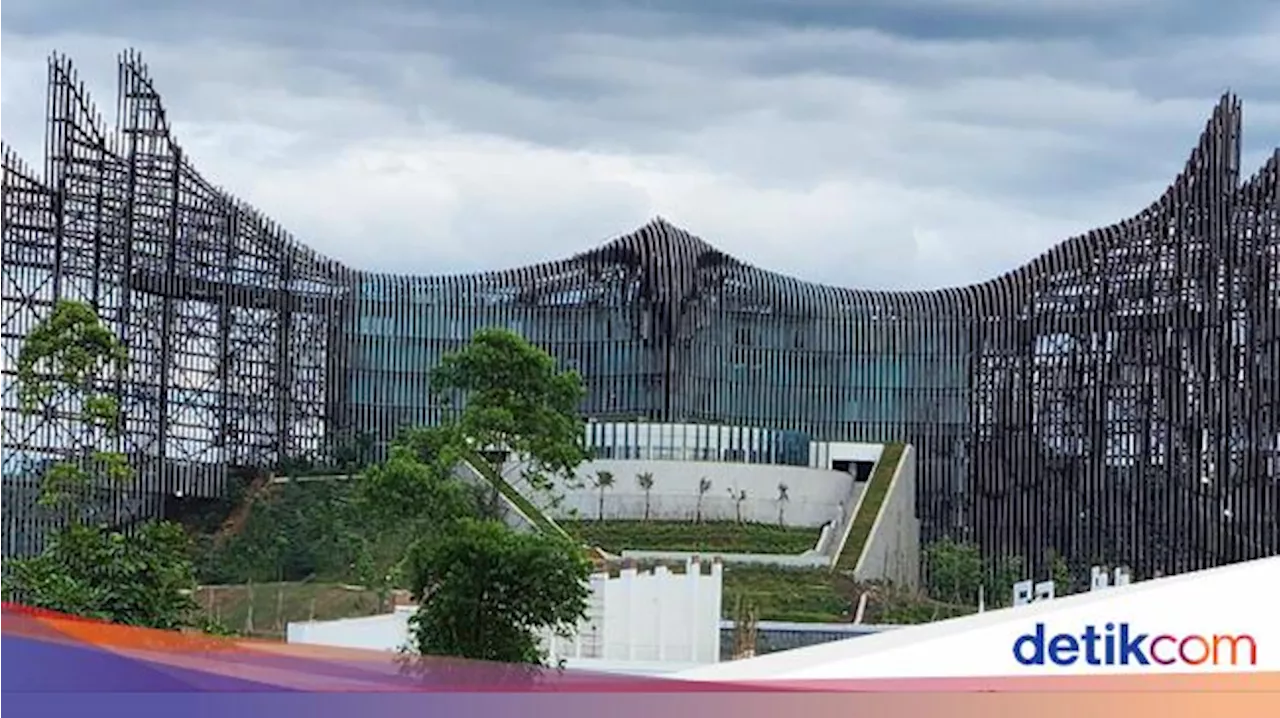 Kapan Patung Istana Garuda IKN Berubah Total Jadi Warna Hijau?