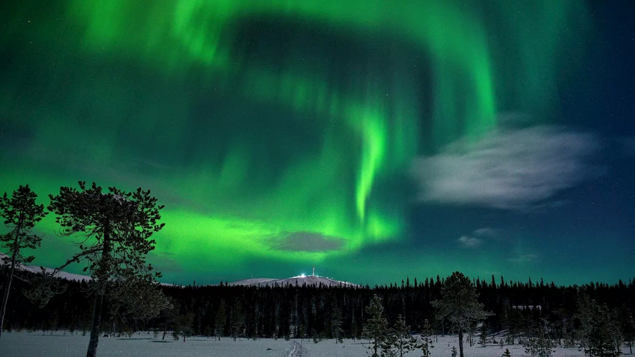 Updated Northern Lights Forecast: Solar Eruptions May Make Aurora Borealis Visible In These States Tonight