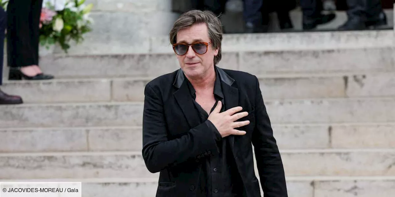 “On n’a pas fait d’euthanasie” : Thomas Dutronc raconte les dernières heures de Françoise Hardy