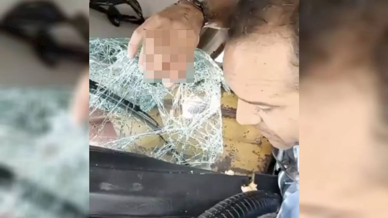 VIDEO: queda prensado en su carro y se graba en VIVO para pedir ayuda en Puebla