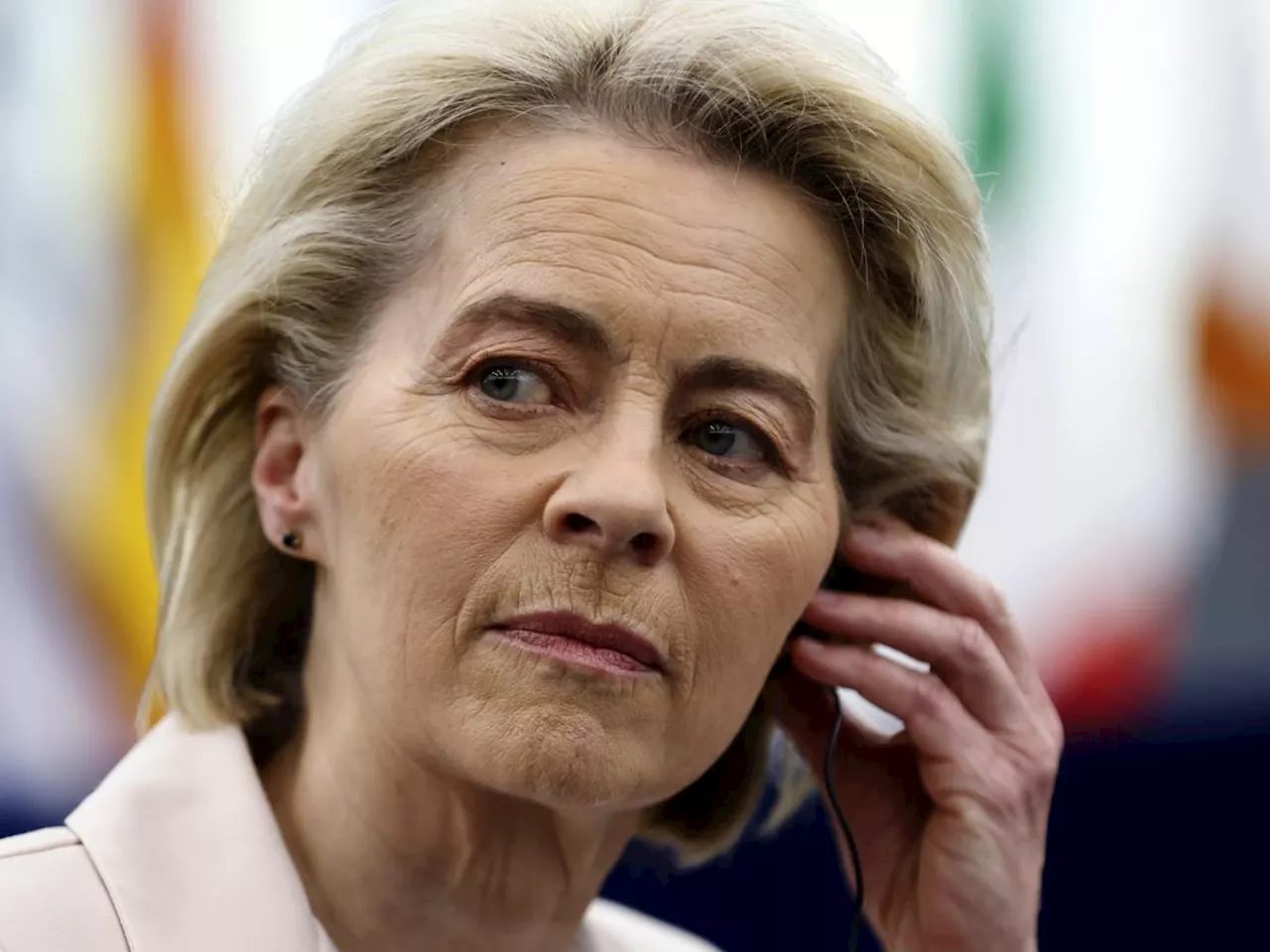 Commissione Ue, von der Leyen in ritardo sulla squadra: slitta l'incontro all'Eurocamera