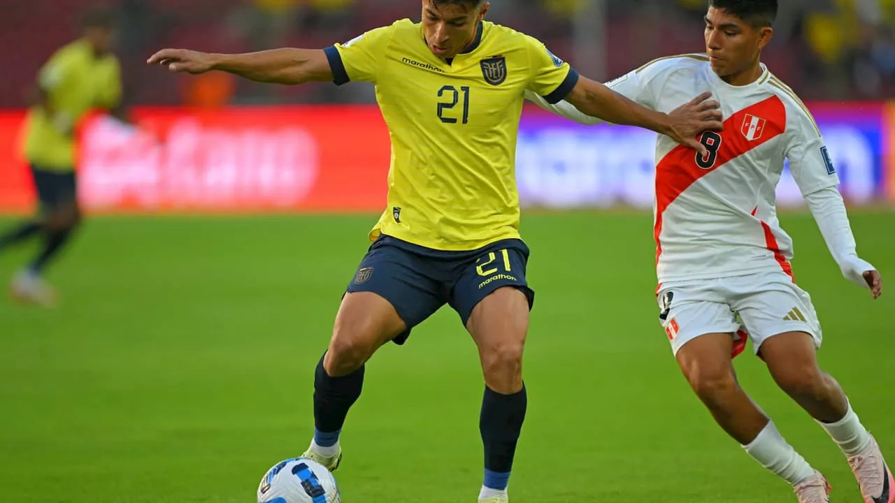 Com gol de Valencia, Equador vence o Peru pelas Eliminatórias Sul-Americanas