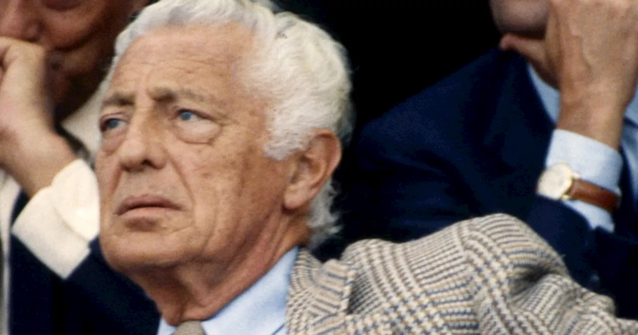 Gianni Agnelli, in vendita la villa in Toscana da 16 milioni: la storia e le foto (pazzesche)