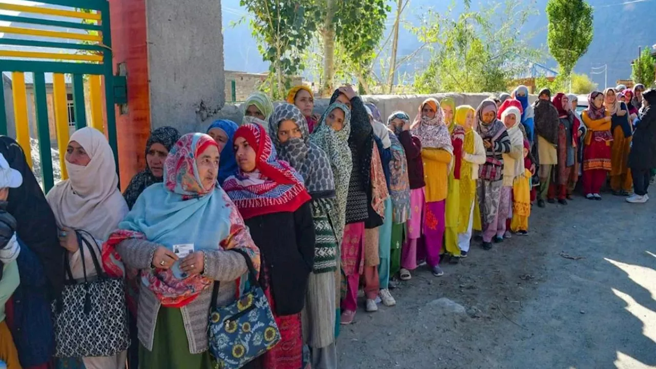 Jamu Kashmir Election: जम्मू-कश्मीर चुनावों में 14 कश्मीरी पंडित प्रत्याशी चुनावी मैदान में उतरे, खास है ये इलाका