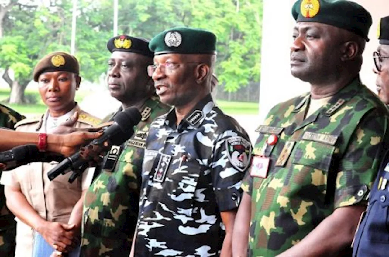 JUST IN: Defence Chief Convenes Meeting as Security Chiefs Brief Nigerians on Situation in the Country