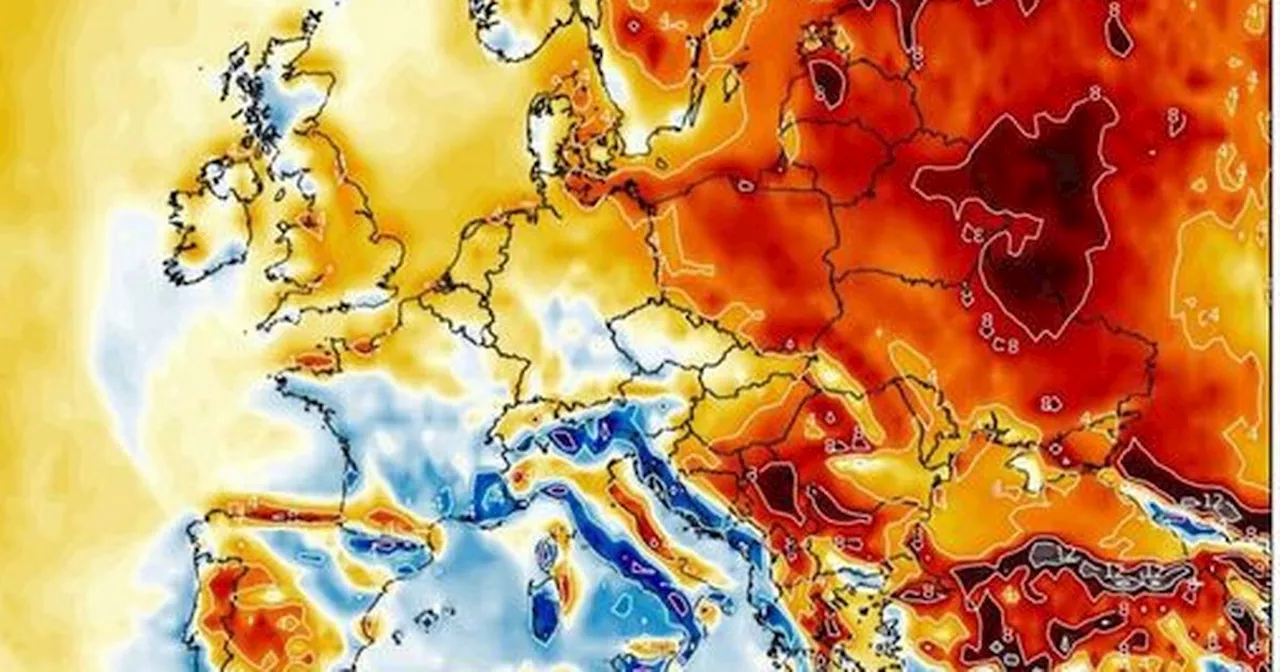 Weather maps show exact time 248-mile African plume will sweep across UK