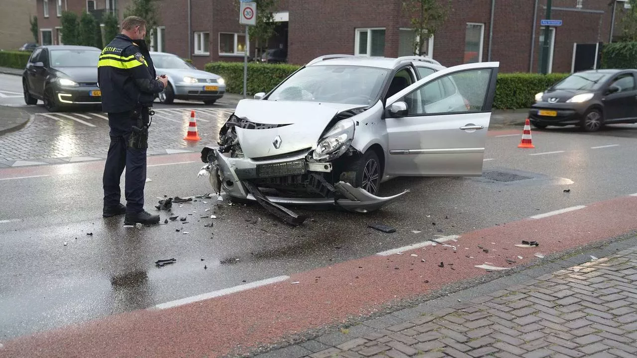 112-nieuws: twee auto's botsen op elkaar • dode vrouw is geen misdrijf