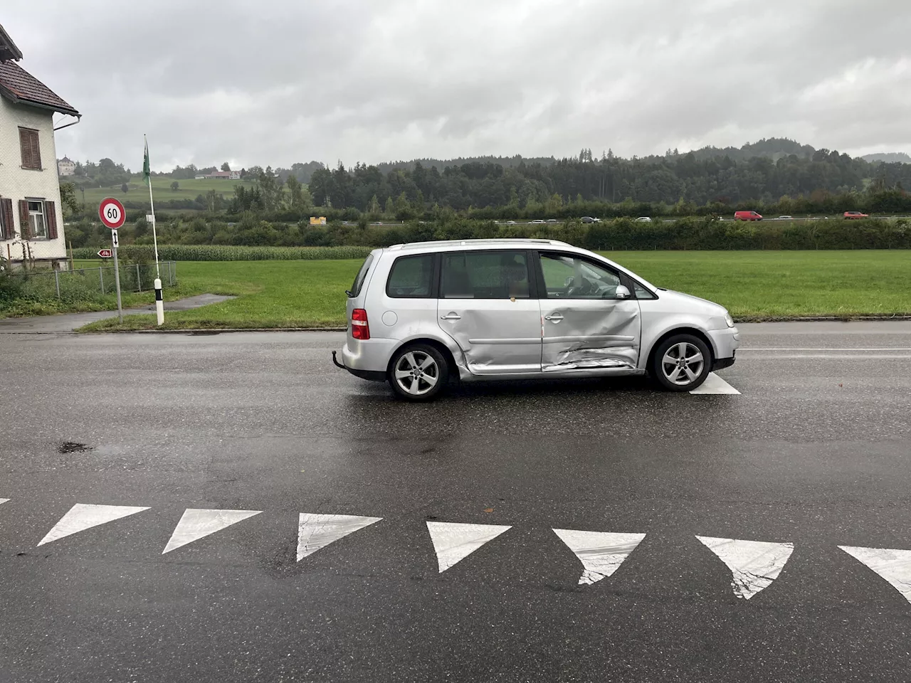 Stadt St.Gallen SG: Unfall zwischen Lieferwagen und Auto