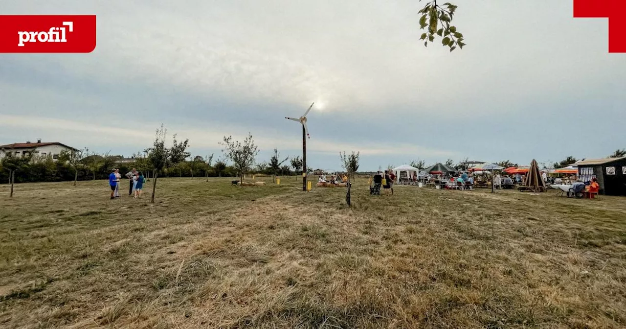 Zwischen Protest und Propaganda: Windkraft-Gegner-Treffen in Tulln