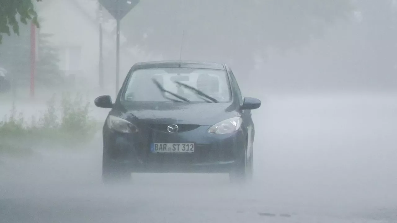 Wetter: Meteorologe warnt vor sintflutartigen Regenfällen