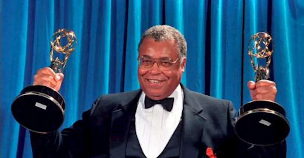 James Earl Jones, voice of Darth Vader, dead at 93: representatives