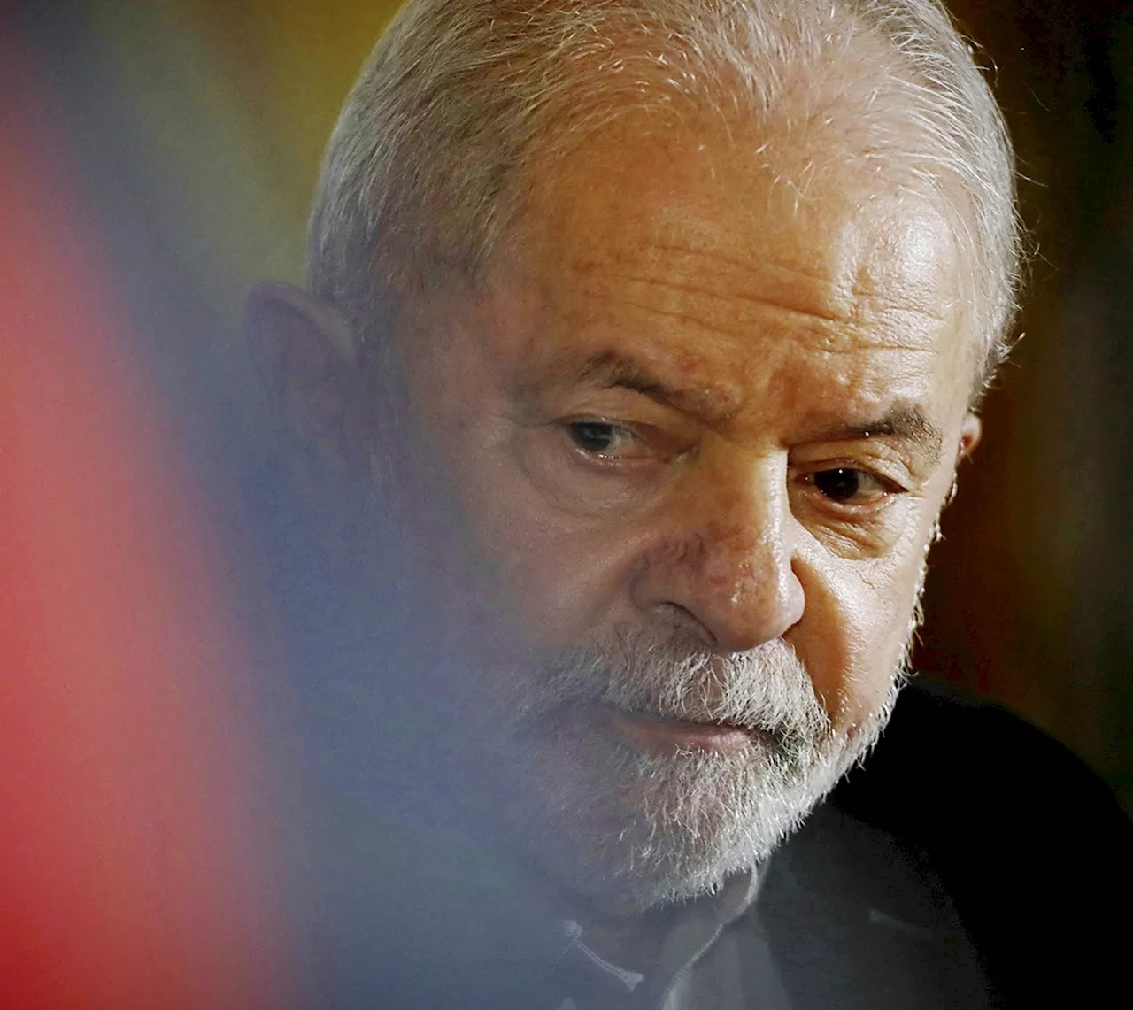 Com rio Madeira seco, Lula promete retomar rodovia entre Manaus e Porto Velho