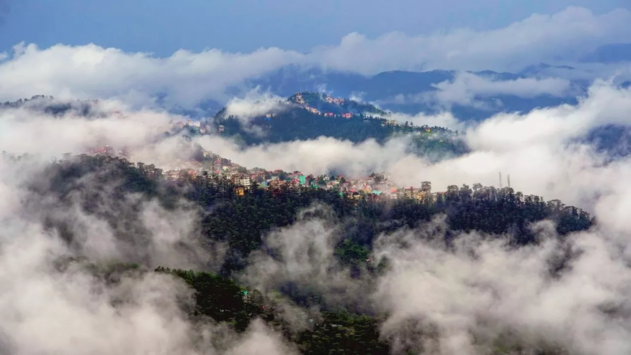 Weather Today: उत्तराखंड से MP-UP तक बादलों का डेरा, इन राज्यों में जमकर बरसात, IMD ने जारी किया अलर्ट