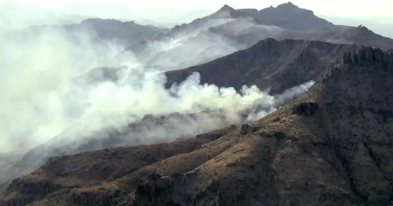 Siphon Fire burning near Apache Junction United States Head Topics