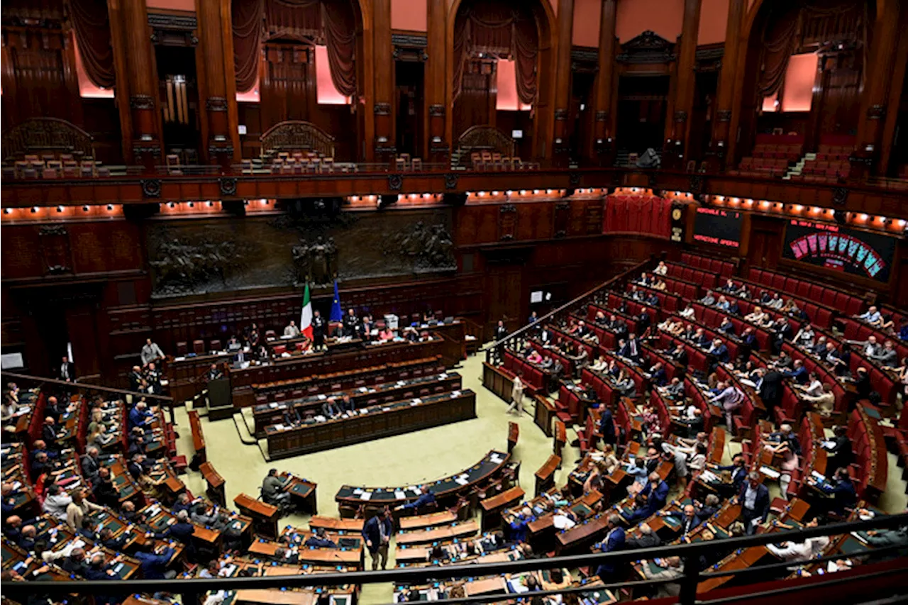 Camera: oggi question time con Ciriani, Giuli, Tajani e Urso