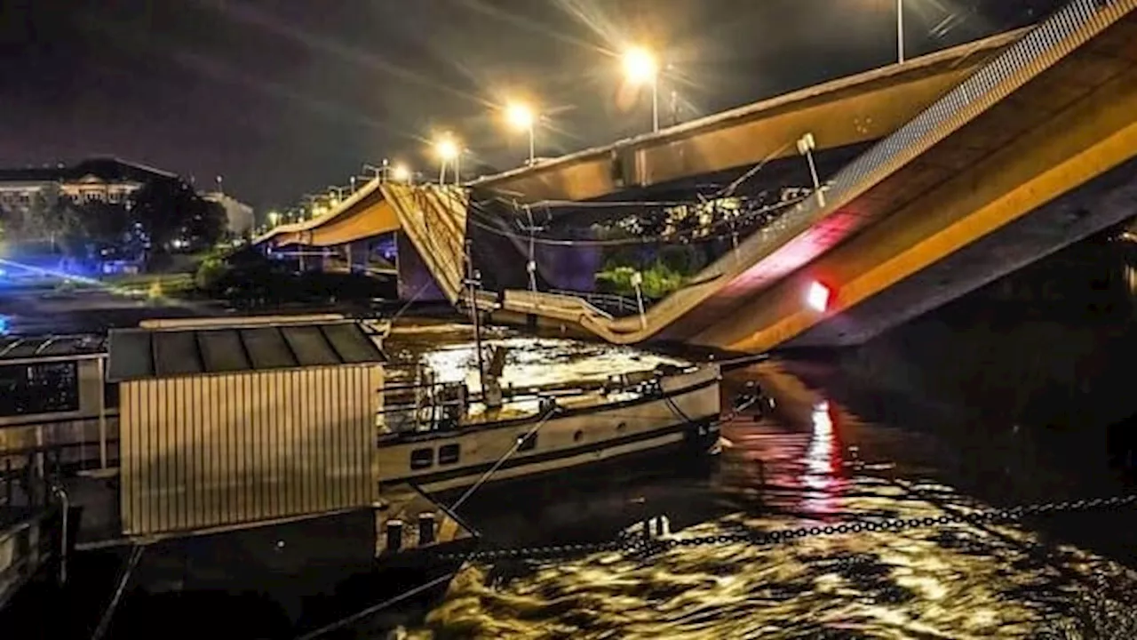 Dresden: Carolabrücke über die Elbe mitten in der Stadt eingestürzt