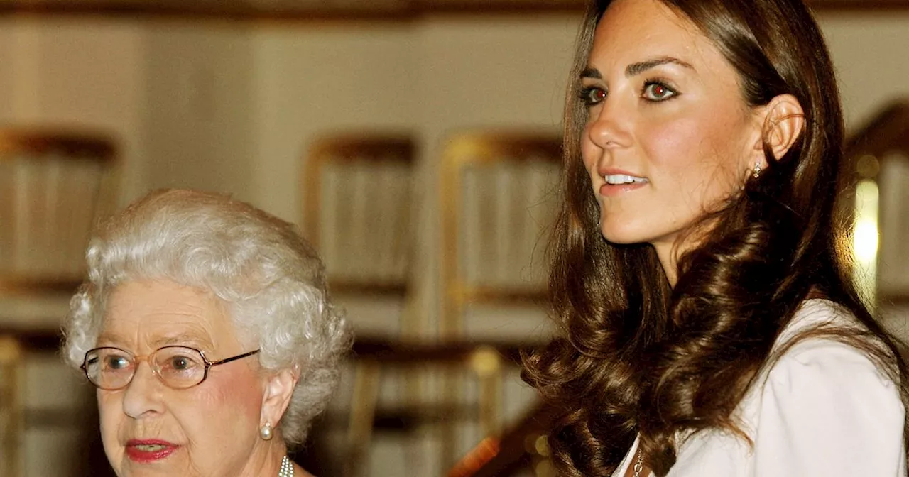 Queen Elizabeth II.: Das hätte sie bei Kates Krebsdiagnose anders gehandhabt