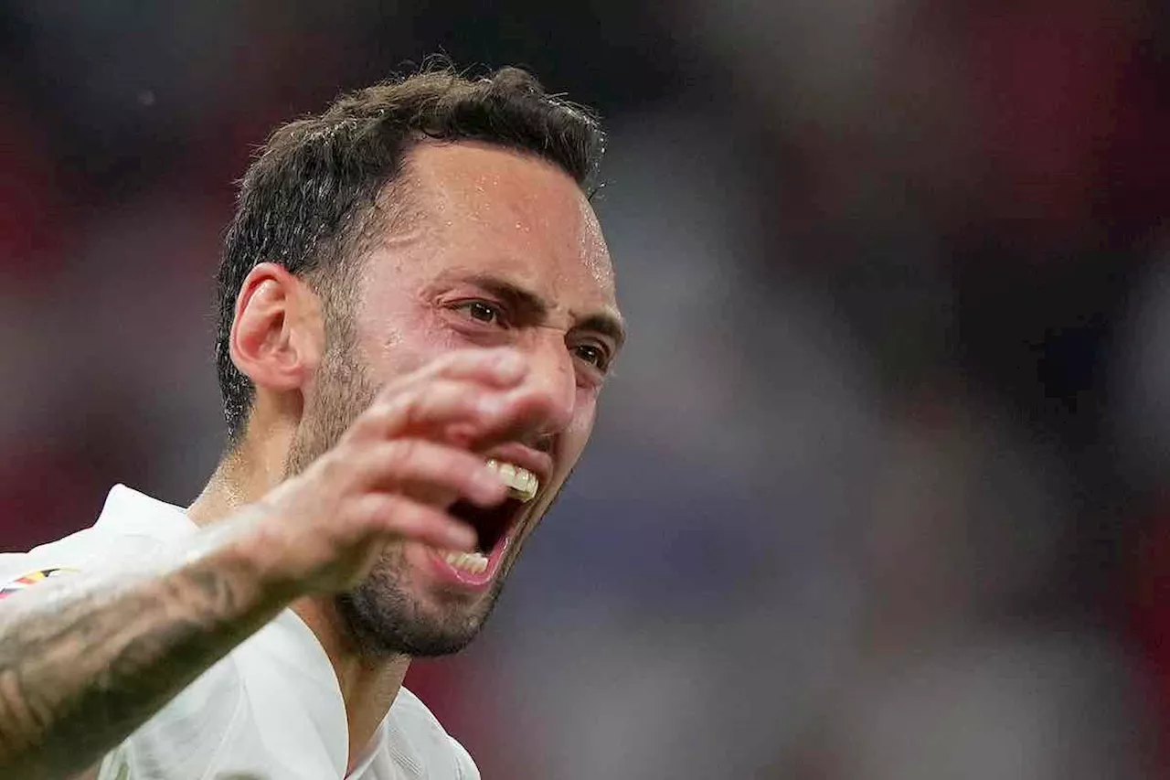 Calhanoglu dall’Inter all’Arabia: c’è l’annuncio in diretta