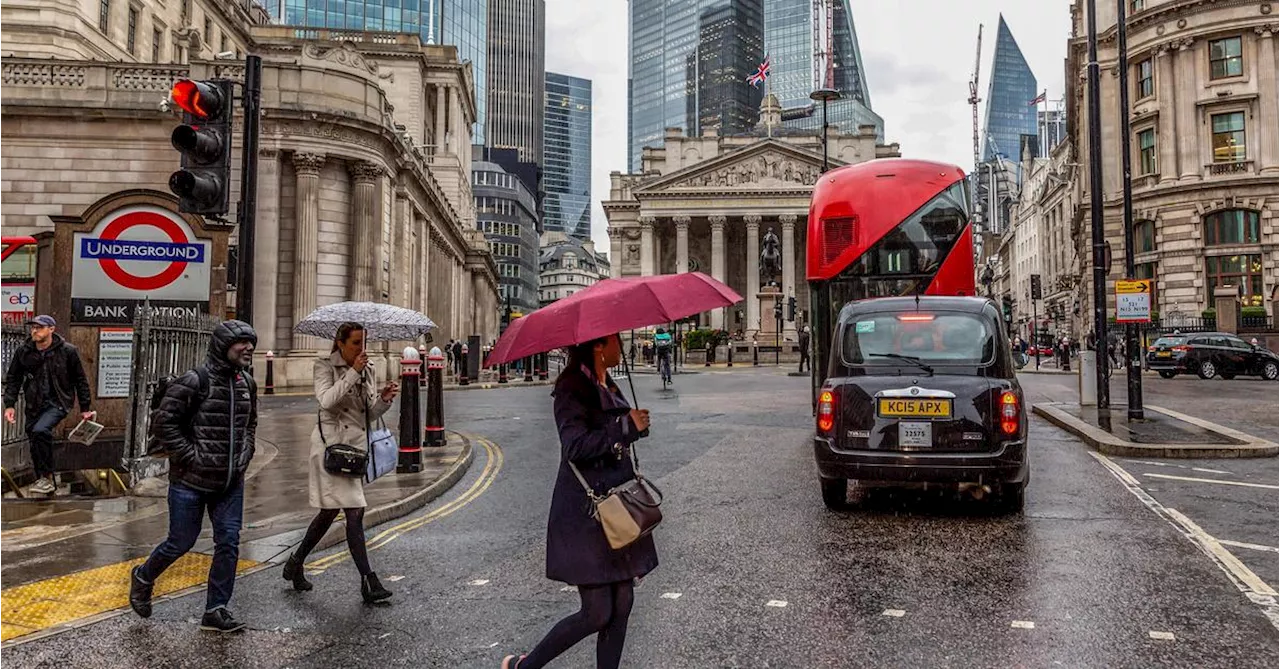 Britische Wirtschaft trat im Juli weiter auf der Stelle