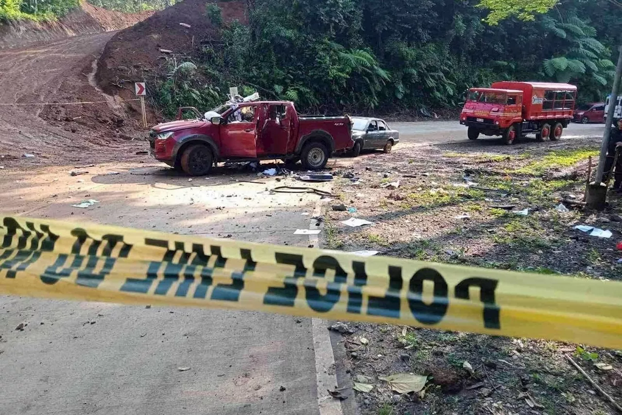 2 cops hurt in accidental explosion in Bukidnon