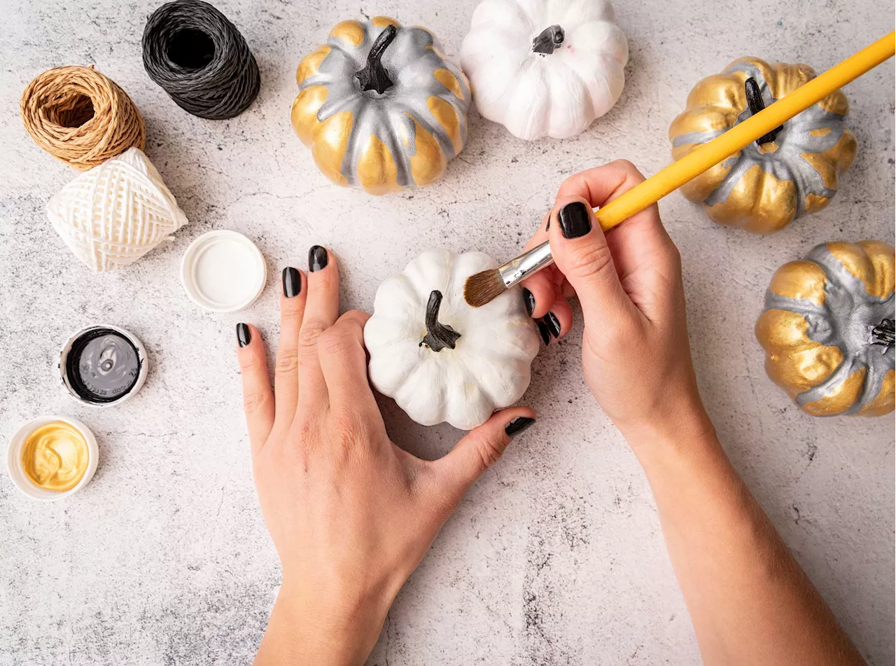 Kürbisse bemalen: 5 kreative Ideen für die DIY-Herbstdeko