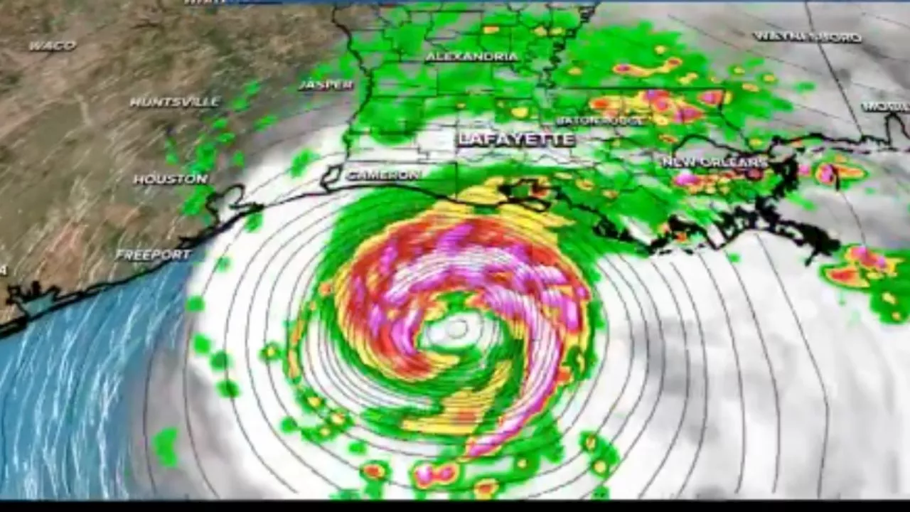 Francine se convierte en huracán categoría 1: esta es su trayectoria rumbo a Louisiana