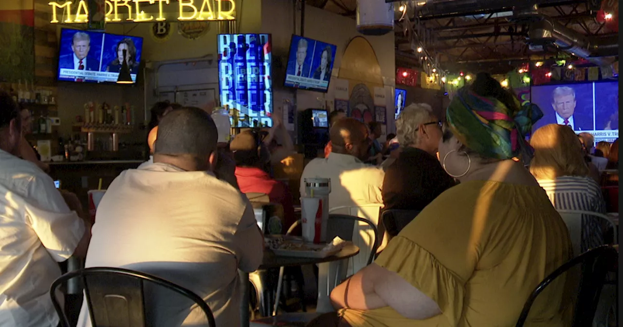 Republicans, Democrats in Tucson hold debate watch parties