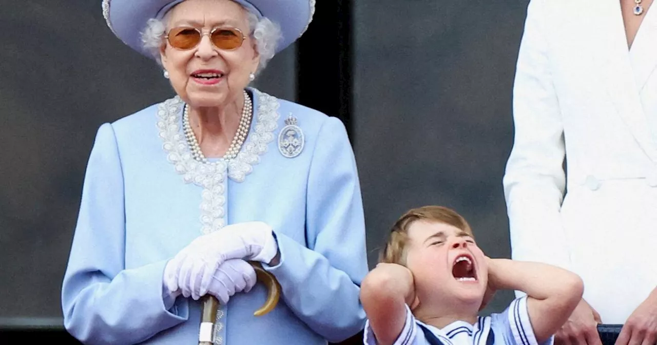 Denkmal misslungen? Debatte über Statue von Queen Elizabeth