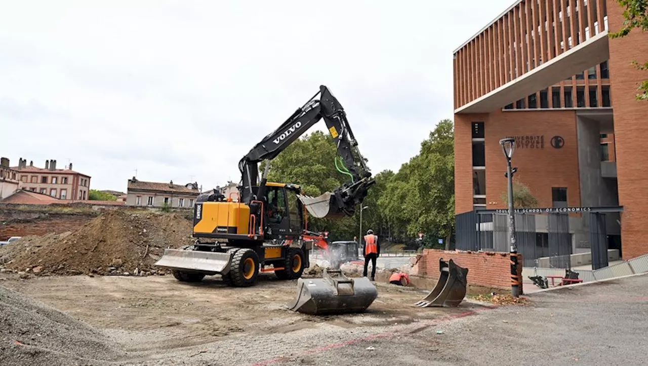 Toulouse : les travaux du parvis Brienne Saint-Pierre démarrent, première pierre du Grand Parc Canal