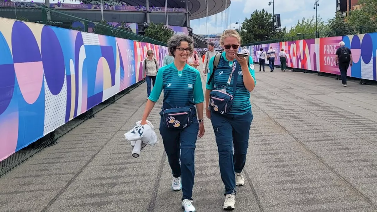 Jeux paralympiques : l’incroyable histoire de deux volontaires qui découvrent le lien qui unit leurs parents