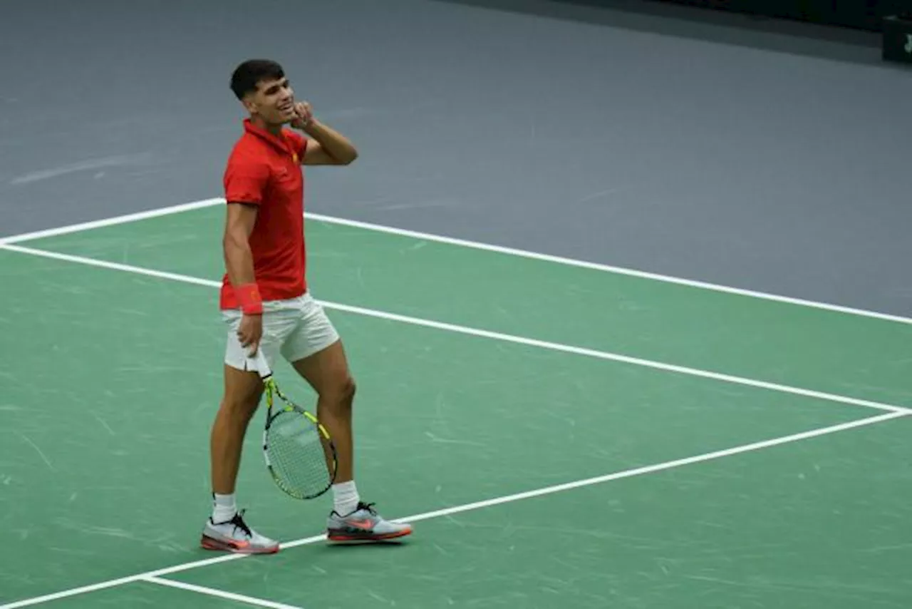 Carlos Alcaraz par abandon, victoire pour l'Espagne