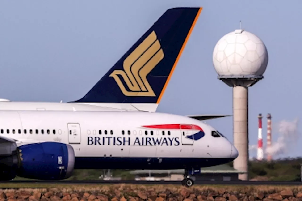 Singapore Airlines flight grounded at Hong Kong airport due to technical issue, passengers stranded on tarmac for four hours