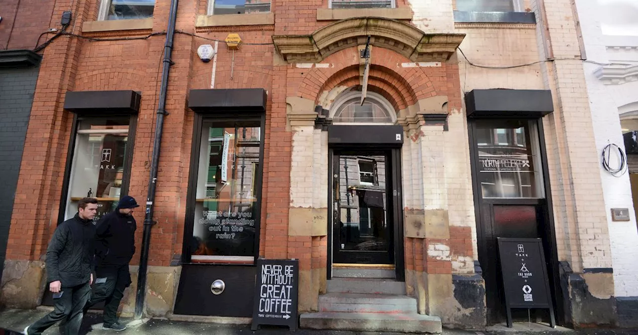 Much-loved Northern Quarter café suddenly closes with notice placed on shutters