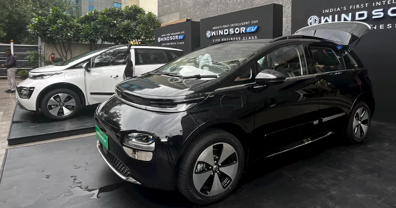 MG Windsor EV भारत में सिर्फ 9.99 लाख रुपये में लॉन्च, 331 km की रेंज और अनलिमिटेड बैटरी वॉरंटी के साथ धांसू फीचर्स