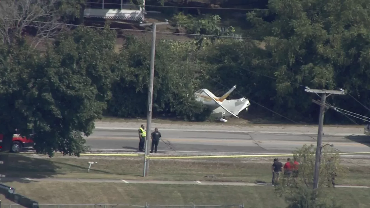 Small plane crash near Schaumburg closes roads; officials urge residents to avoid area