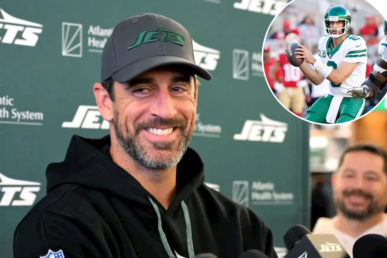 Aaron Rodgers: Jets keeping calm and 'swaying with the music' despite disastrous start