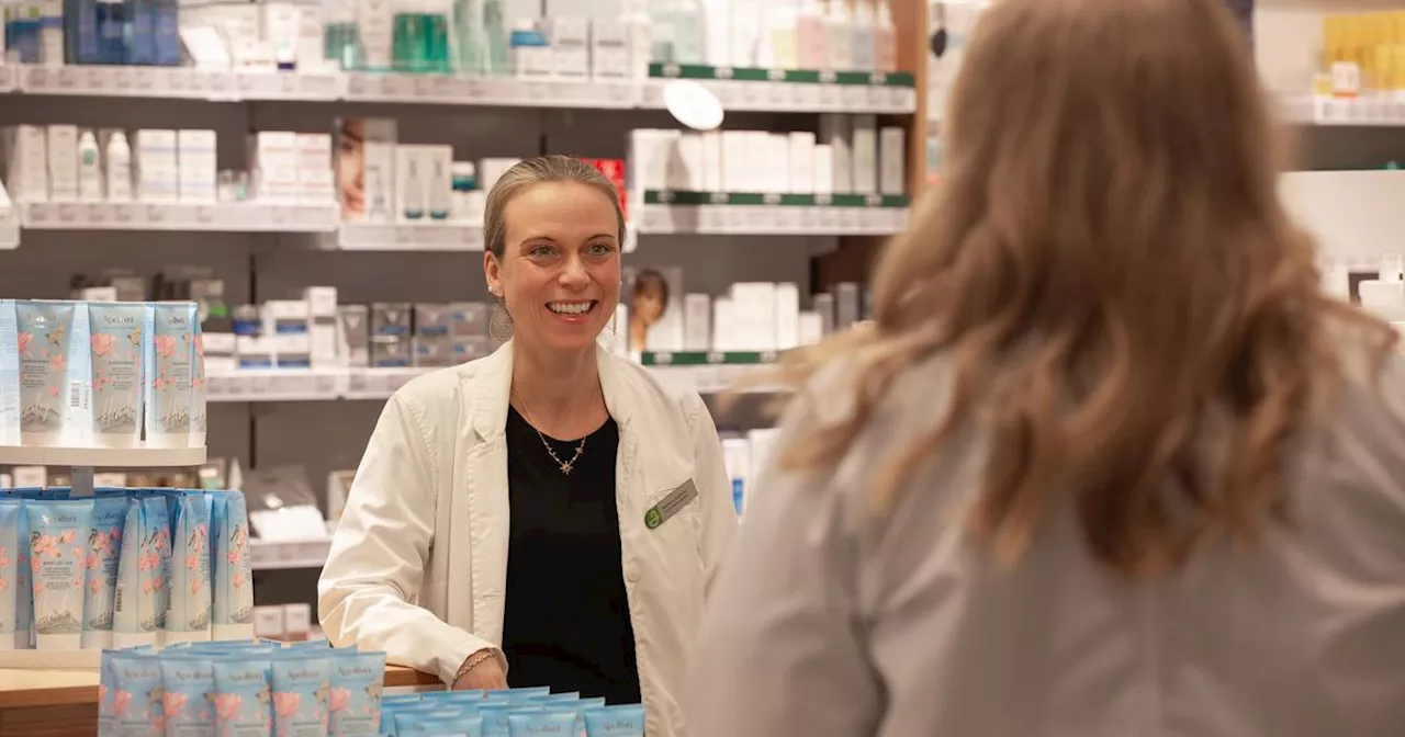 Madeleine stortrivs som farmaceut i Östersund: ”Jag älskar mitt jobb”