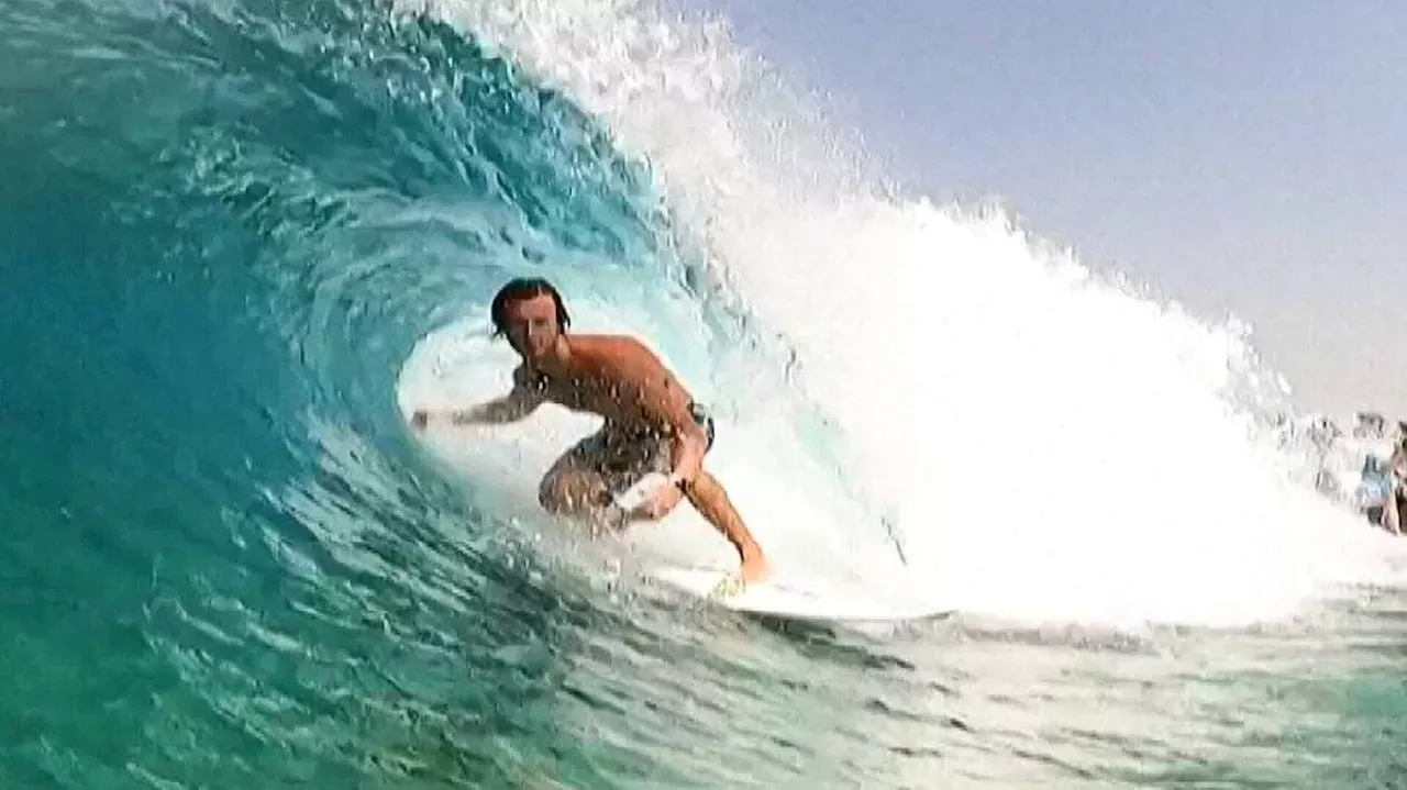 VIDÉO. À Abou Dhabi, des surfeurs découvrent la plus grande piscine à vagues artificielles du monde