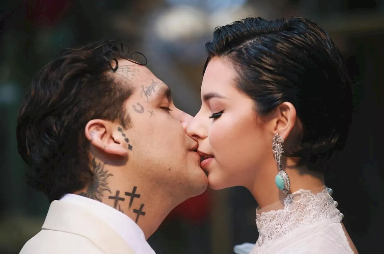 Entre besos y caricias, ¡Christian Nodal y Ángela Aguilar celebran una gran noticia!