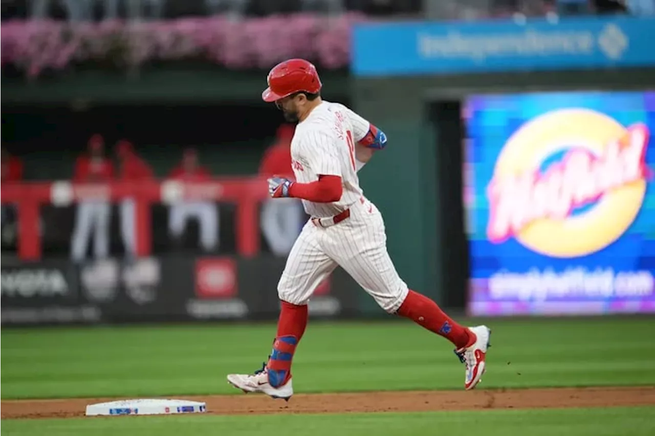 Phillies’ Kyle Schwarber sets major league record with 14th leadoff homer of season