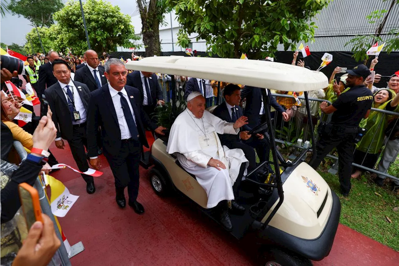 Pope Francis arrives in Singapore, last stop on 12-day tour