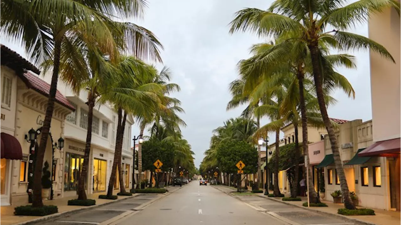 $10 Million-Plus Home Sales Are Surging in Palm Beach and New York