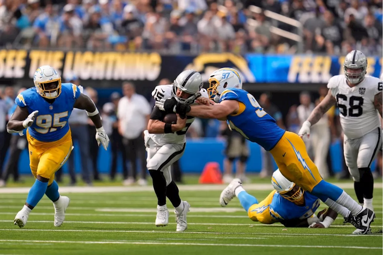 Tom Krasovic: Raiders need to pull a Chargers — lose often and luck into a star QB