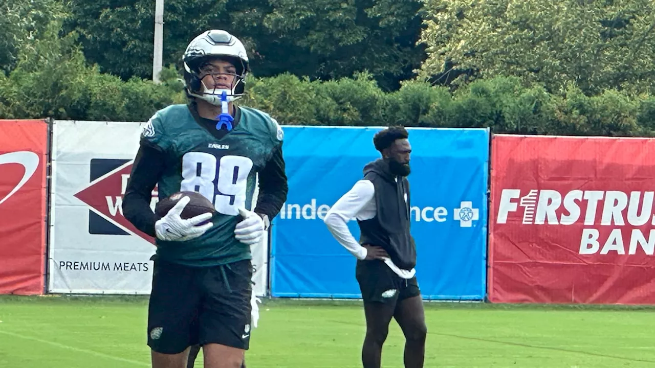 Eagles Kellen Moore 'Fired Up' Over Rookie Receiver