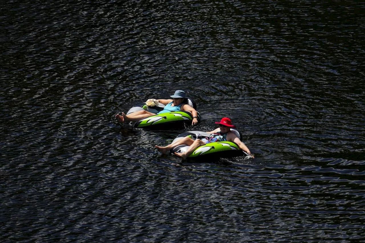 Most of Canada is predicted to have a warmer-than-normal fall: The Weather Network